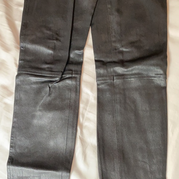 Gorgeous club Monaco collection leather leggings - Picture 4 of 5